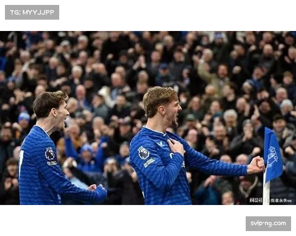 切尔西防守协同存在漏洞 被伯恩利反击打穿边路防守空当